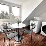 Vaz Vogelheim Monteur-base 3 Zim Mit Highspeed-wlan
