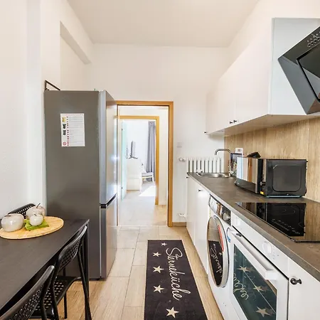 Vaz Vogelheim Monteur-base 3 Zim Mit Highspeed-wlan