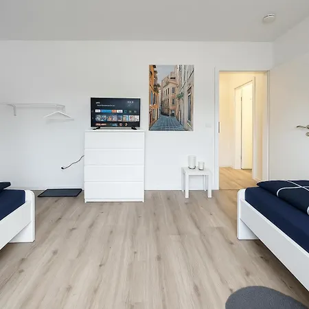 Vaz Vogelheim Monteur-base 3 Zim Mit Highspeed-wlan *