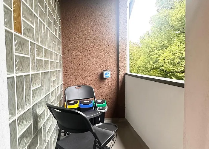 Vaz Vogelheim Monteur-base 3 Zim Mit Highspeed-wlan